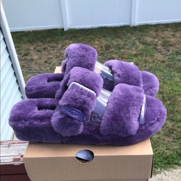 UGG Fuzz Yeah Slippers - Picture 5 of 11